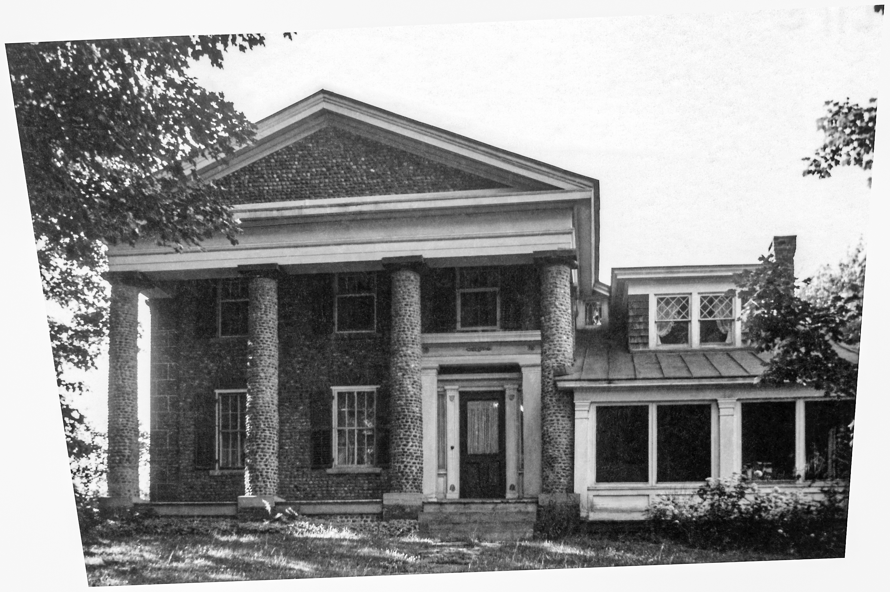 Tre-1 Rawson One-3 2